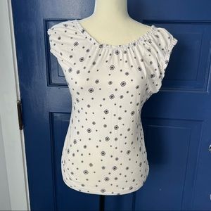 Black & White Loft Top